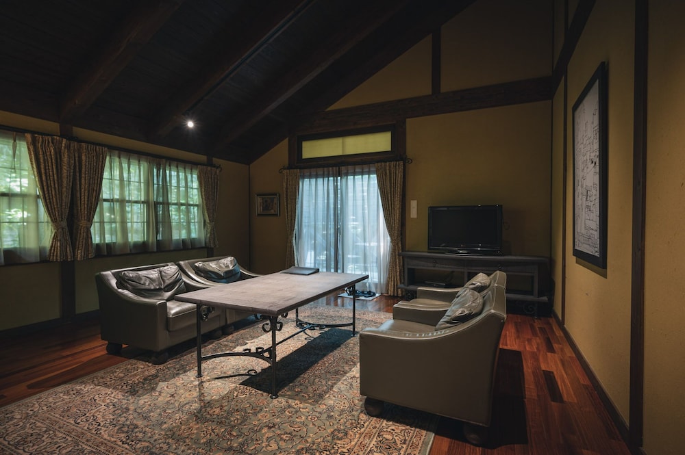 プレミアム ルーム 客室2 | 有馬山叢 御所別墅