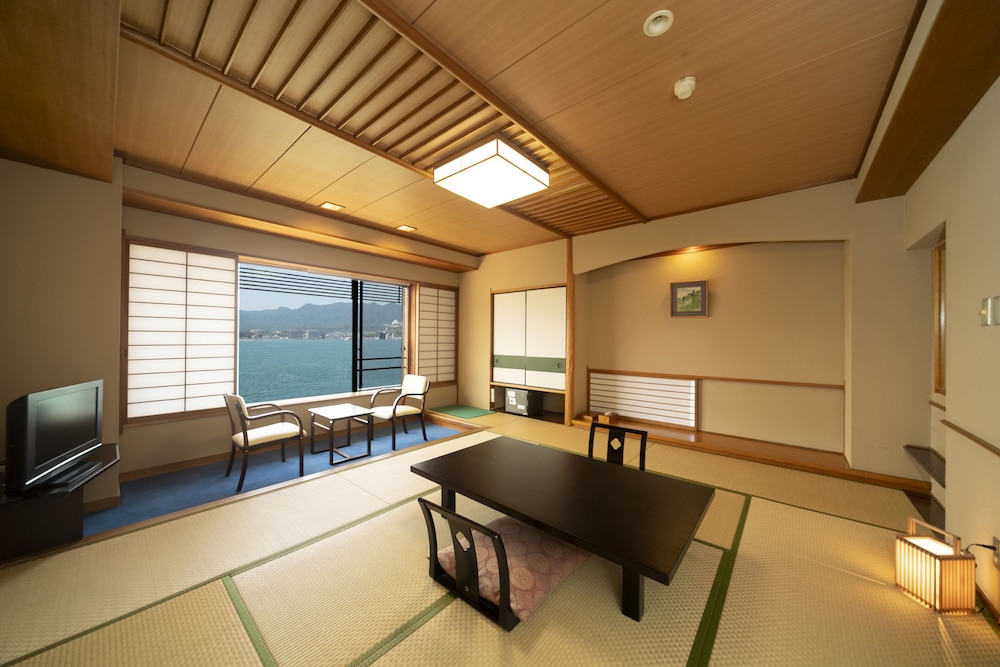 和室 海側 禁煙 | ホテル みや離宮