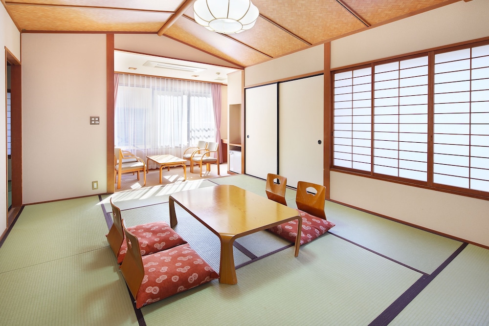 和室 ファミリールーム 専用バスルーム付 | 箱根の森おかだ