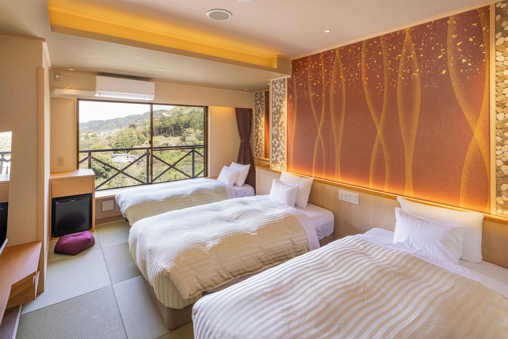 ジャパニーズルーム２５平米（定員３名様） 客室1 | 箱根の森おかだ