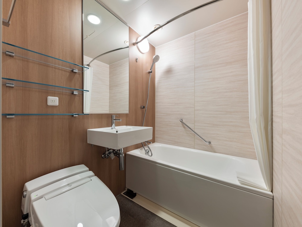 スタンダードダブル (2025年6月14日リニューアル) バスルーム0 | 三井ガーデンホテル仙台