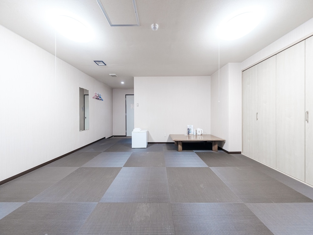 Japanese Room - Quadraple (Non-Smoking) 客室13 | Tabist ホテルテトラ函館駅前