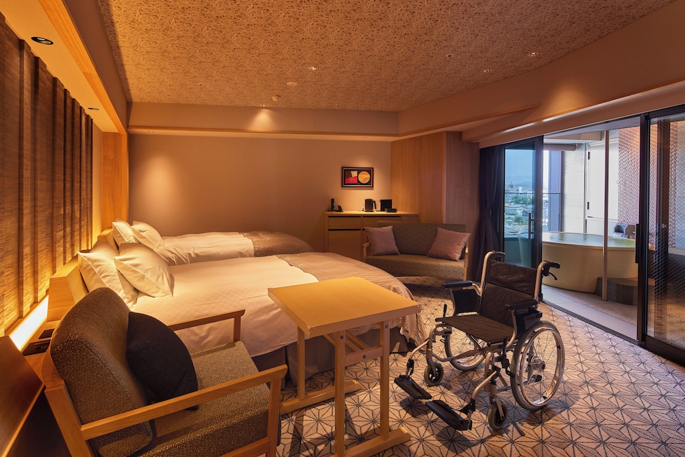 ユニバーサルルーム ‐ 君子香 (禁煙) | 湯元こんぴら温泉華の湯 紅梅亭