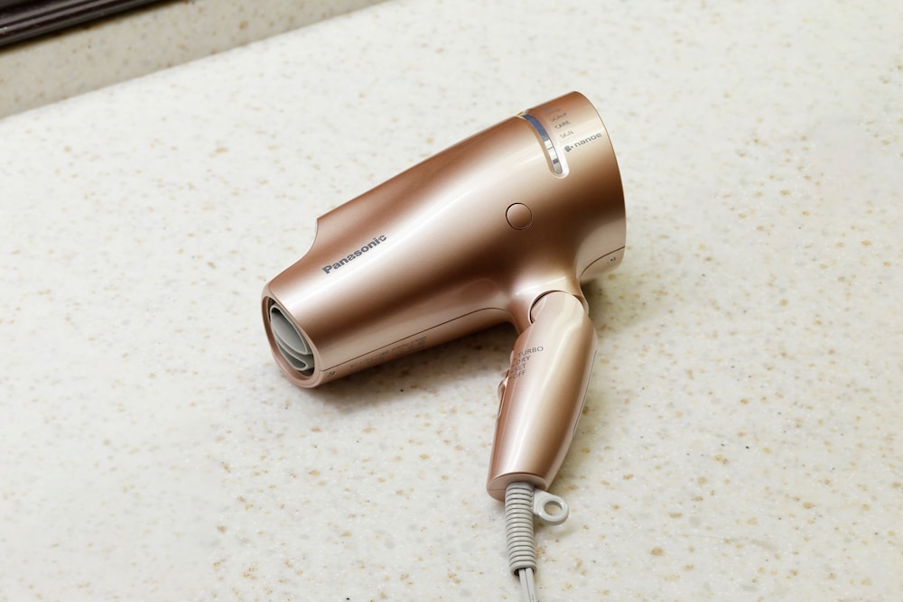 ベーシックツインルーム2名利用(セミダブルベッド2台) 禁煙 客室5 | 金沢白鳥路 ホテル山楽