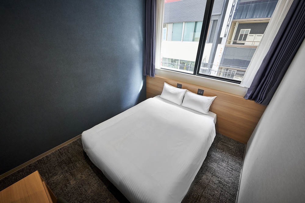 コンフォートダブルルーム 禁煙 客室3 | ホテルモーニングボックス大阪心斎橋