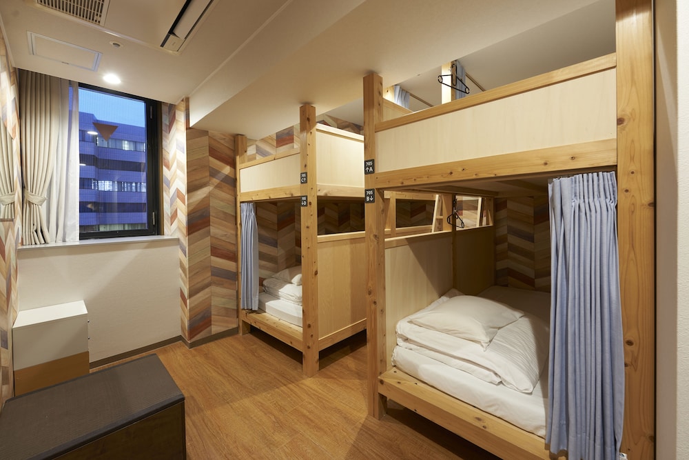 ファミリー ルーム 禁煙 4名用 客室3 | ホテルモーニングボックス大阪心斎橋