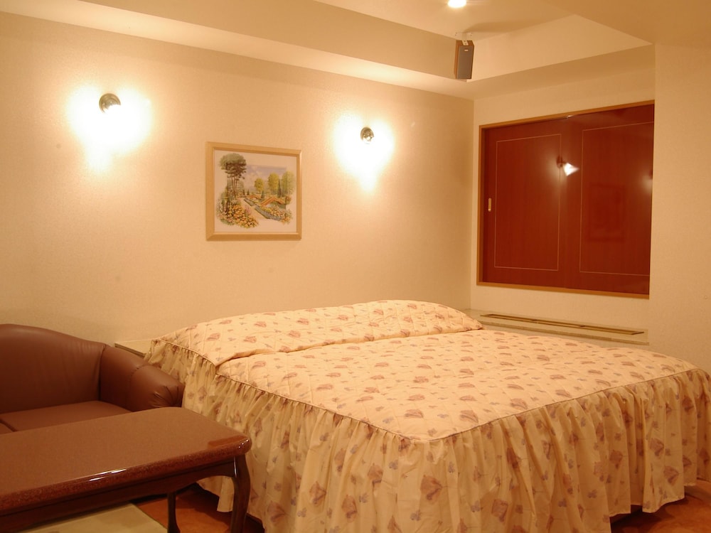 スタンダード ルーム クイーンベッド 1 台 (Couples Hotel) 客室1 | ホテル ファインオリーブ堺
