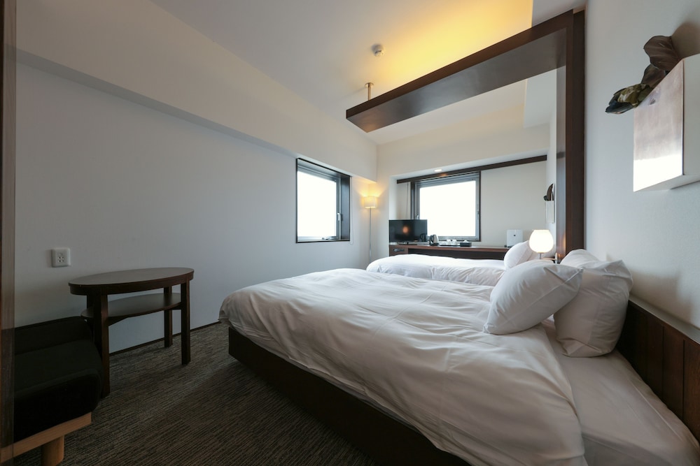 スタンダード ツインルーム 禁煙 (3歳から有料) 客室5 | 富良野ナチュラクスホテル