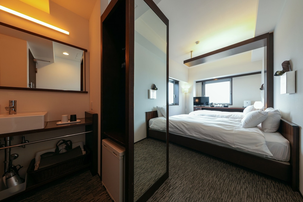 スタンダード ツインルーム 禁煙 (3歳から有料) 客室2 | 富良野ナチュラクスホテル