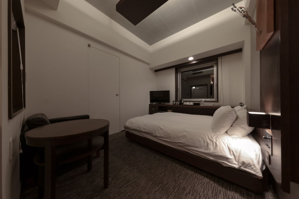 エコノミーダブルルーム 禁煙 (3歳から有料) 客室2 | 富良野ナチュラクスホテル