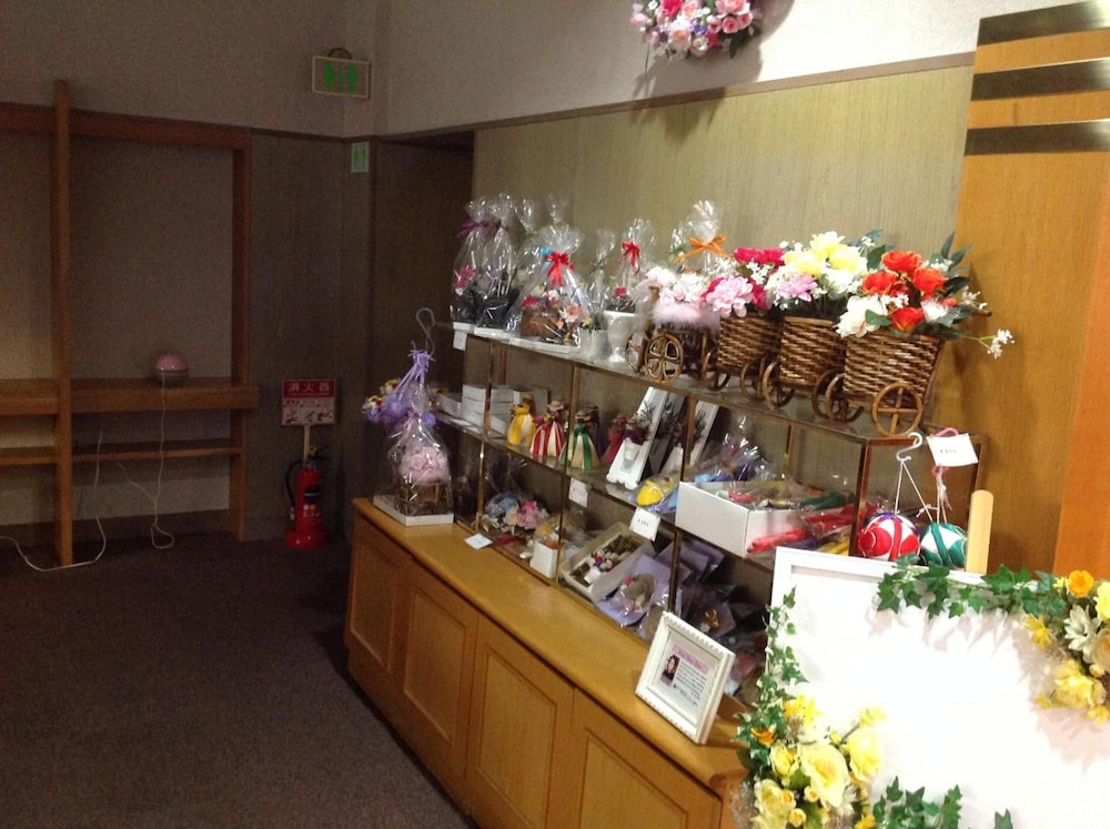 ギフト ショップ1 | 富良野ホップスホテル