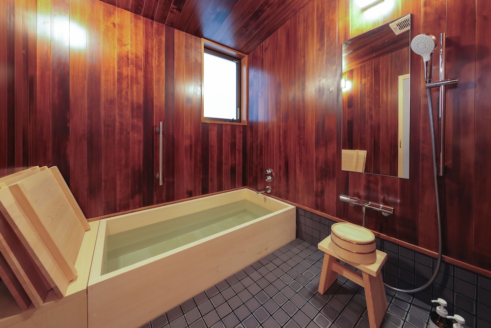 竹の間　和洋室　料理長おすすめ！グレードアップ会席プラン バスルーム0 | 月日亭