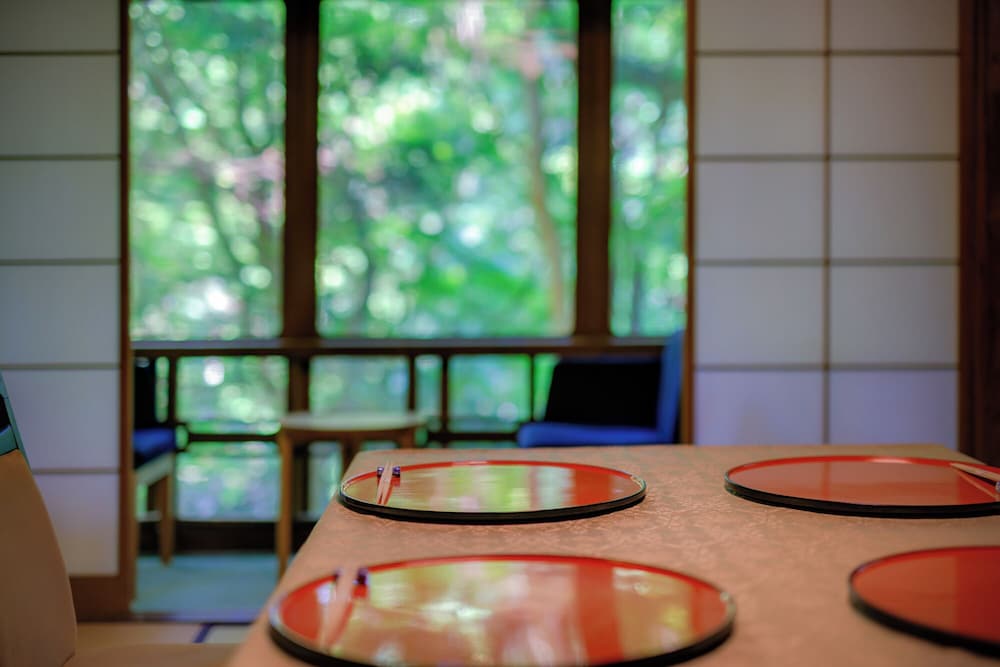 Japanese Traditional Room (8 Tatami Mats with bath, can't serve dinner after 7 P.M.) ダイニングルーム0 | 奈良・春日奥山 月日亭