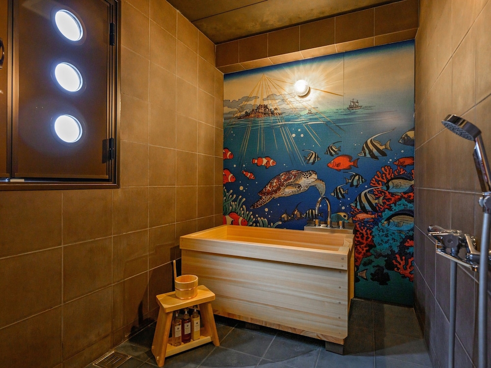 スイート バスルーム0 | 畳の宿 北谷美浜