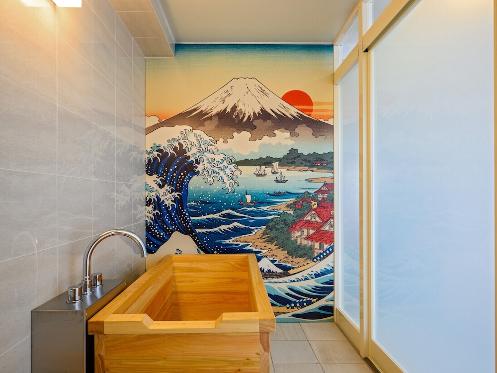 ルーム バスルーム1 | 畳の宿 北谷美浜