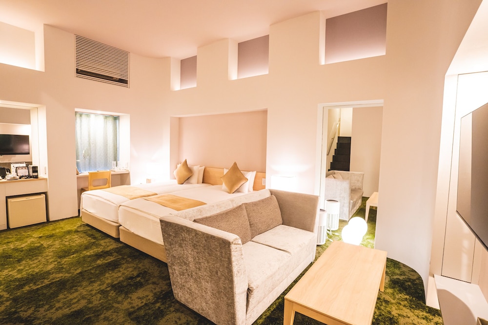 ラグジュアリー ツインルーム 客室1 | 六本木ホテル S