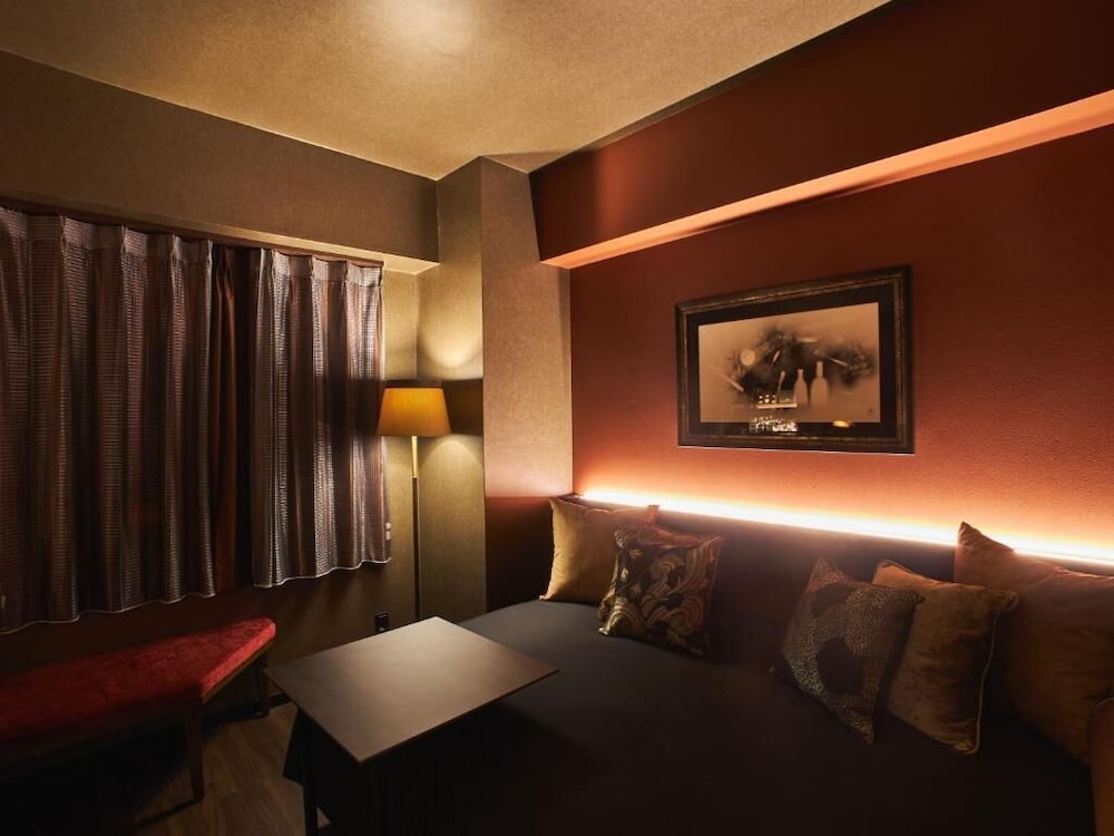 スタンダードダブルディッシュ 禁煙 客室1 | 六本木ホテル S