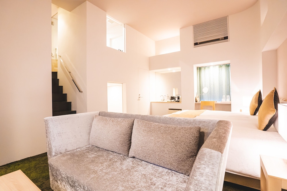 ラグジュアリー ツインルーム 客室2 | 六本木ホテル S