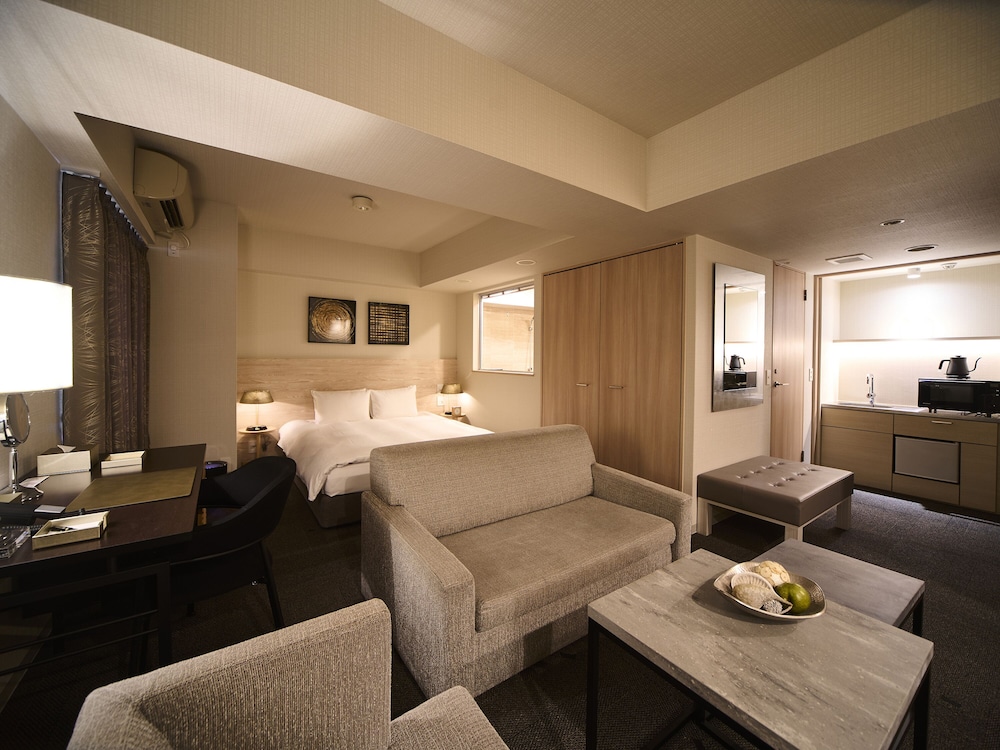 ラグジュアリー ダブルルーム 禁煙 客室1 | 六本木ホテル S