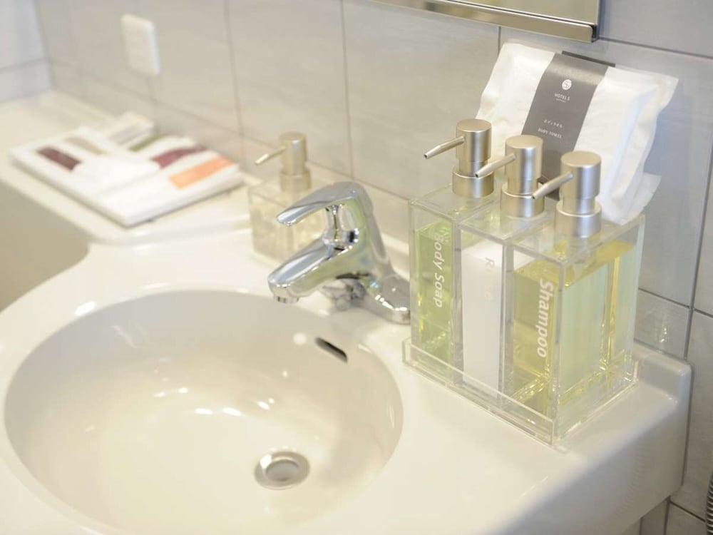 スタンダードダブルディッシュ 禁煙 バスルーム0 | 六本木ホテル S