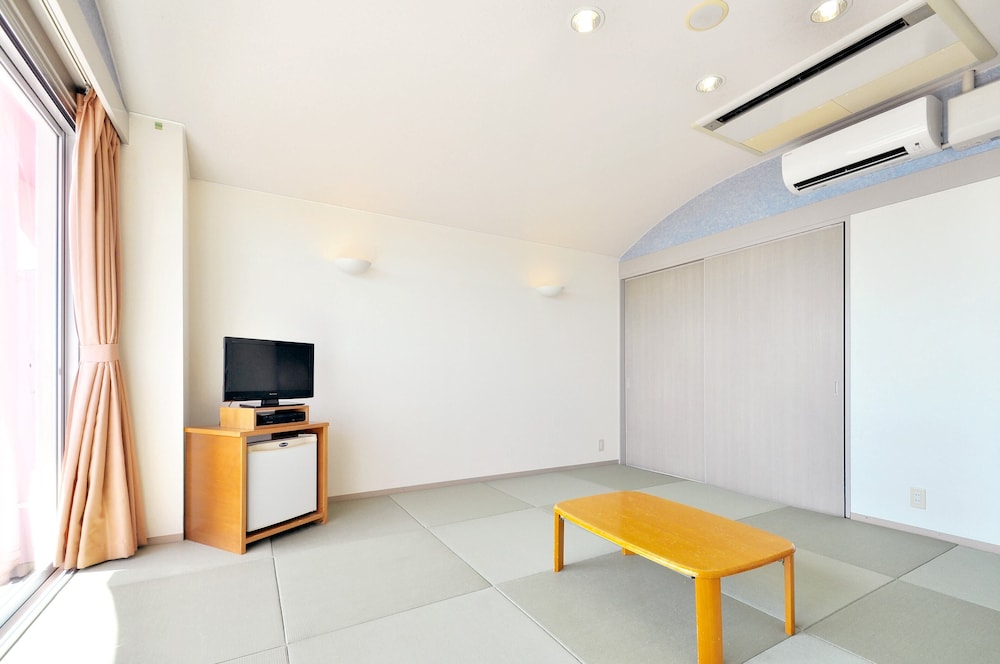 和室 バス・トイレ共用 禁煙 客室2 | マリン ロッジ マレア