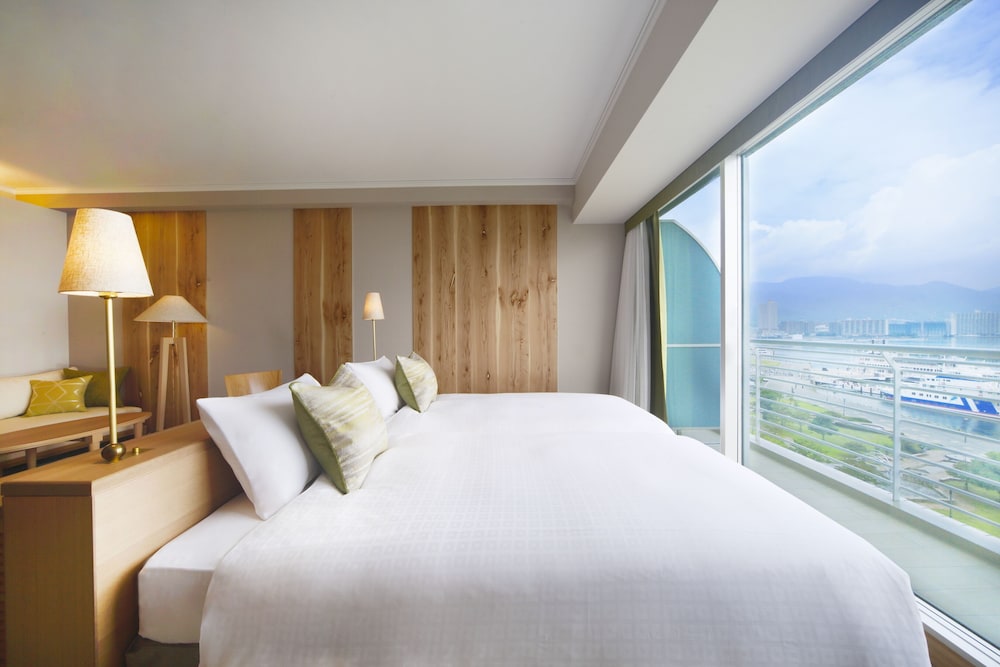 スーペリア ツインルーム [シングルベッド 2 台] 禁煙 - レイクビュー (40平米) | 琵琶湖ホテル
