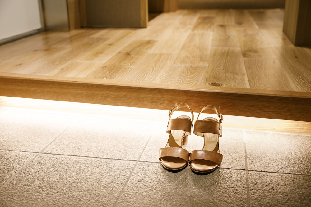 プレミア・ラグジュアリーフロア ビスタ 禁煙 クラブラウンジ利用可(未就学児利用不可) 客室1 | 琵琶湖ホテル