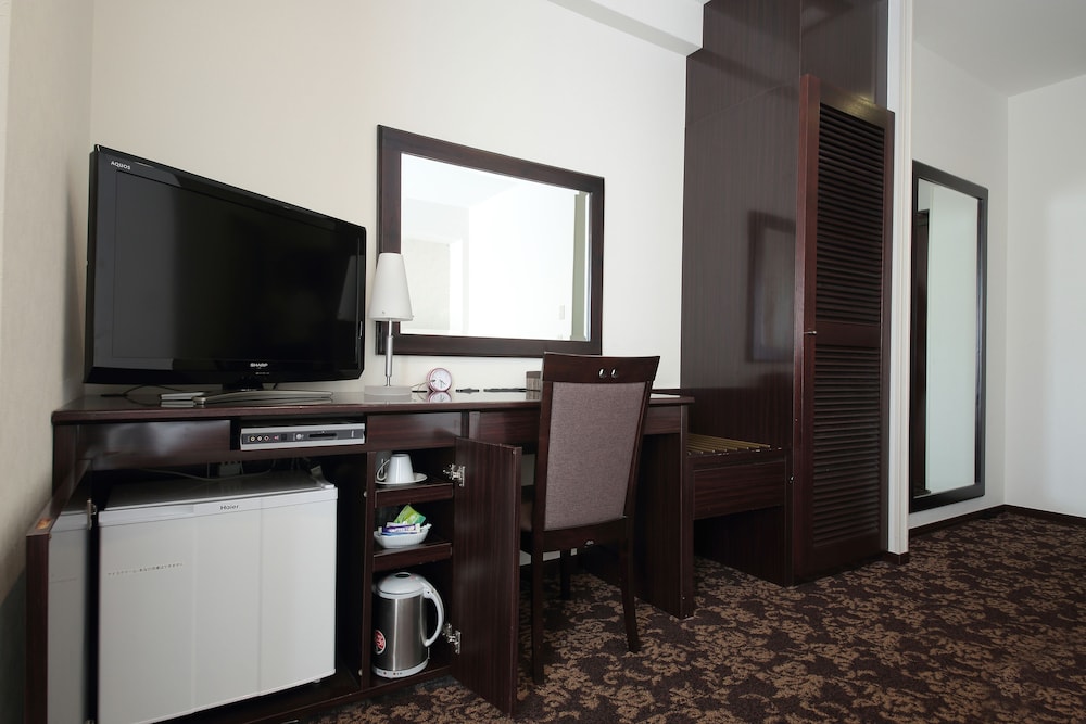 トリプルルーム 客室の設備とサービス0 | リブレ ガーデン ホテル