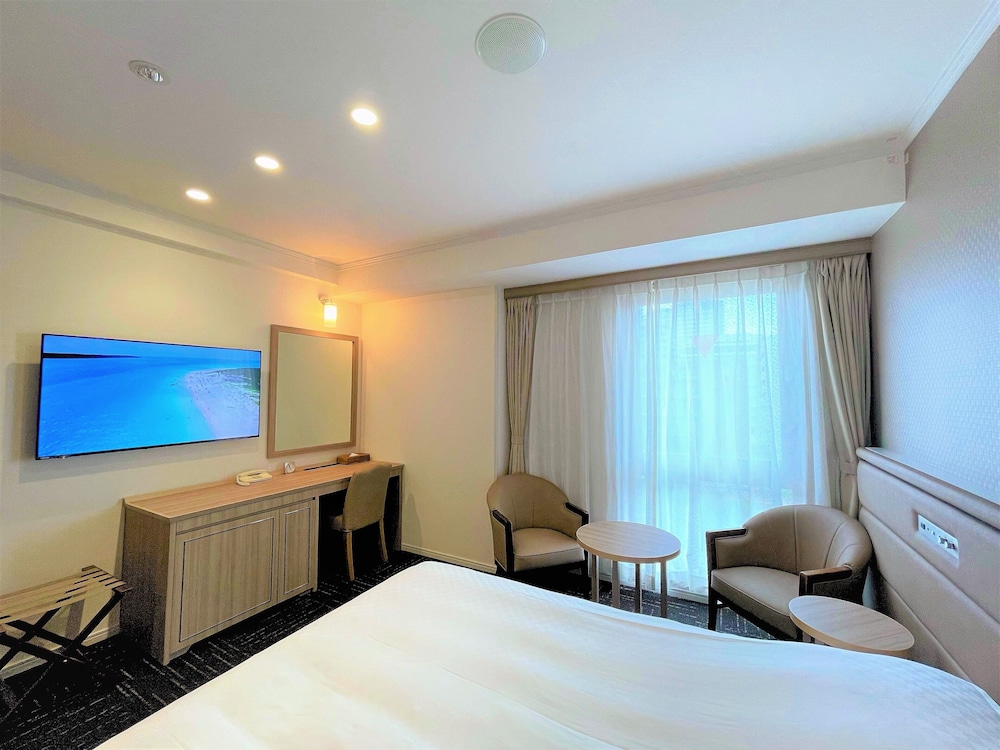 スタンダード ダブルルーム 喫煙可 客室2 | リブレ ガーデン ホテル