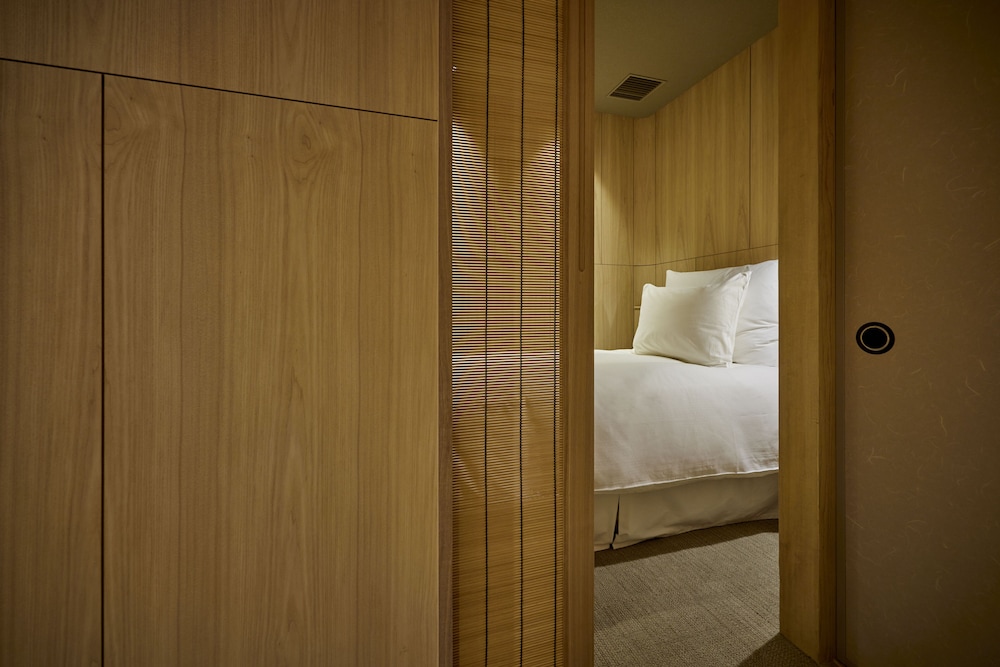 New Knows Old (洋室) 禁煙 客室1 | ヒルトップリゾート福岡