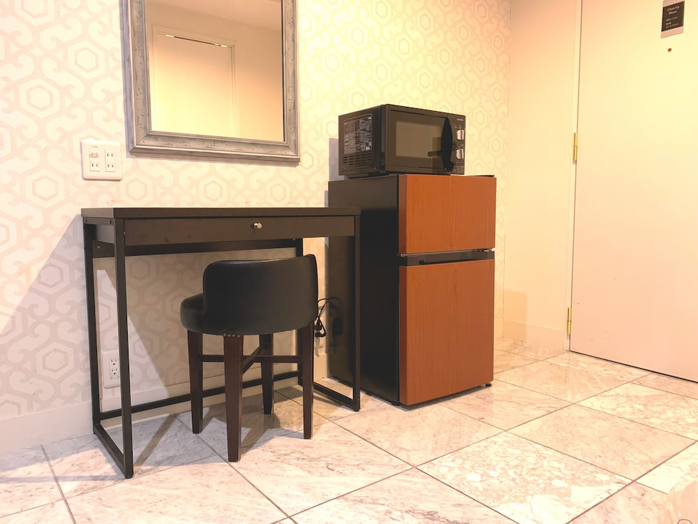 デラックスツインルーム 禁煙 (クイーンベッド2台) - 別館<大人5名様よりソファーベッドをご用意> 客室4 | センチュリオン ホテル グランド 赤坂