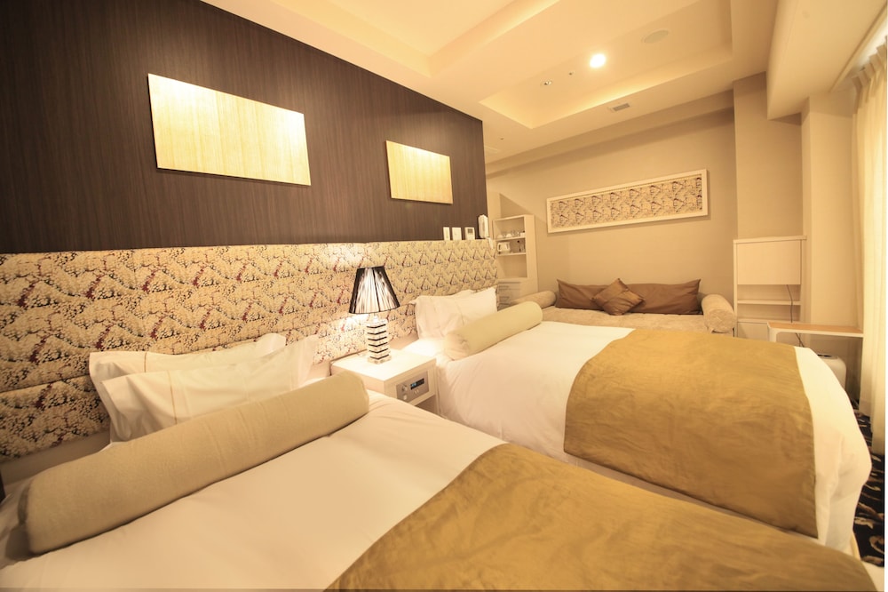 スーペリア ツインルーム 禁煙 (セミダブルベッド2台)<大人3名様よりソファーベッドをご用意> | センチュリオン ホテル グランド 赤坂