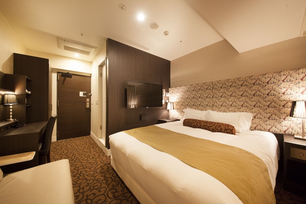 スーペリア キングルーム 禁煙 (キングベッド1台) [大人3名様よりソファーベッドをご用意] 客室1 | センチュリオン ホテル グランド 赤坂