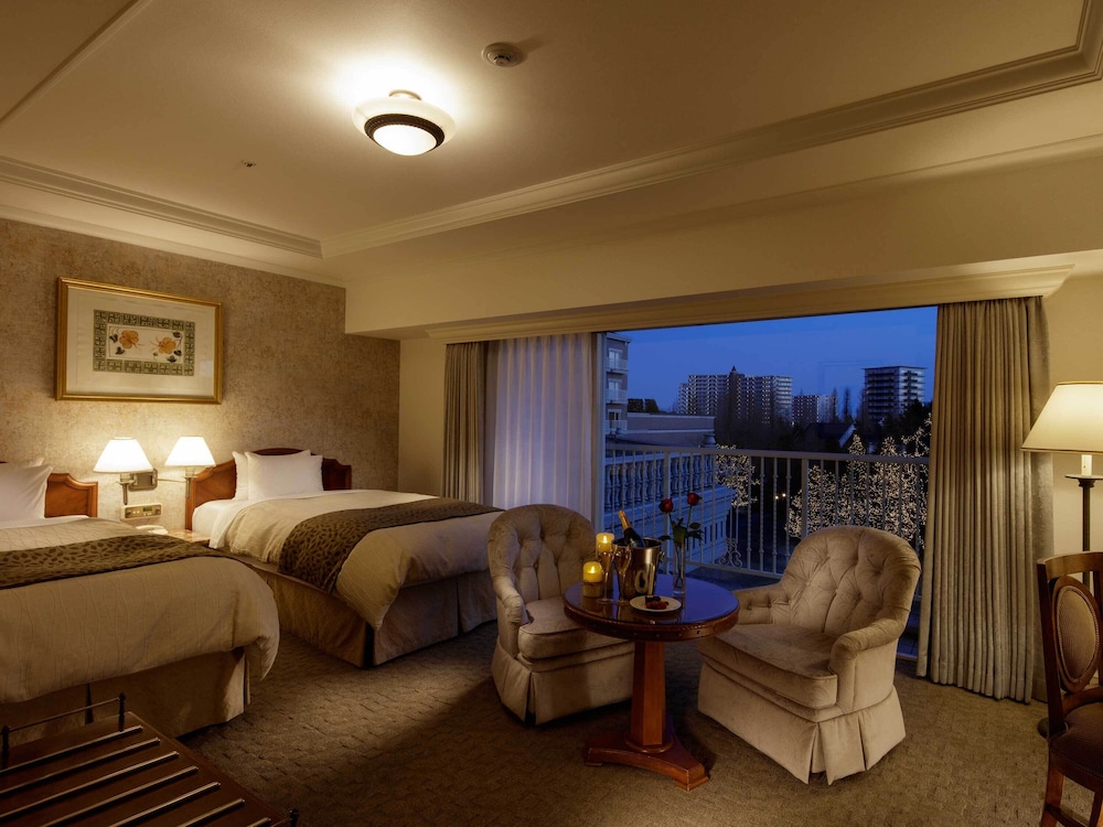 ラグジュアリー ツインルーム 禁煙 ガーデンビュー | 仙台ロイヤルパークホテル