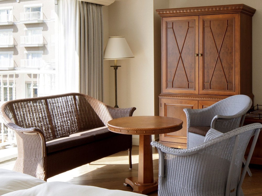 ラグジュアリーファミリールーム ガーデンビュー (禁煙) 客室1 | 仙台ロイヤルパークホテル