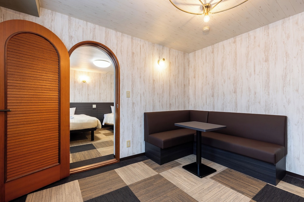 トリプルルーム 禁煙 客室8 | セレクトイン富士山御殿場