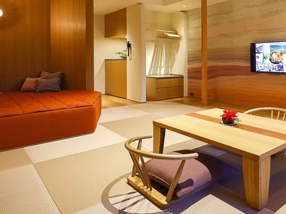 和室 （素泊まり）　チェックイン：7時まで 客室1 | ホテル ニューわかさ