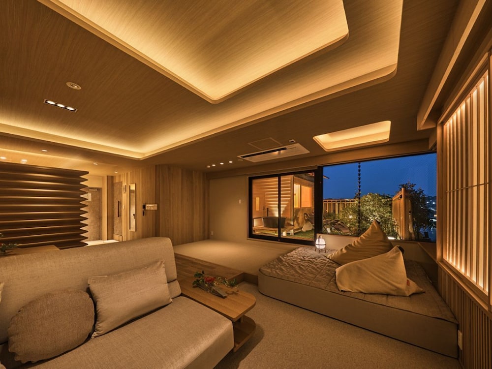 リニューアル 展望ヒノキ風呂付特別客室 客室内禁煙 | ホテル ニューわかさ