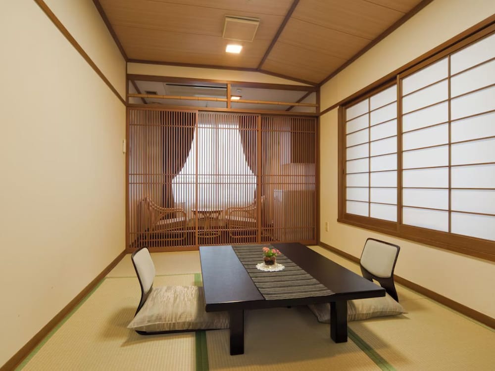 和室 （朝食付き）　チェックイン：7時まで | ホテル ニューわかさ