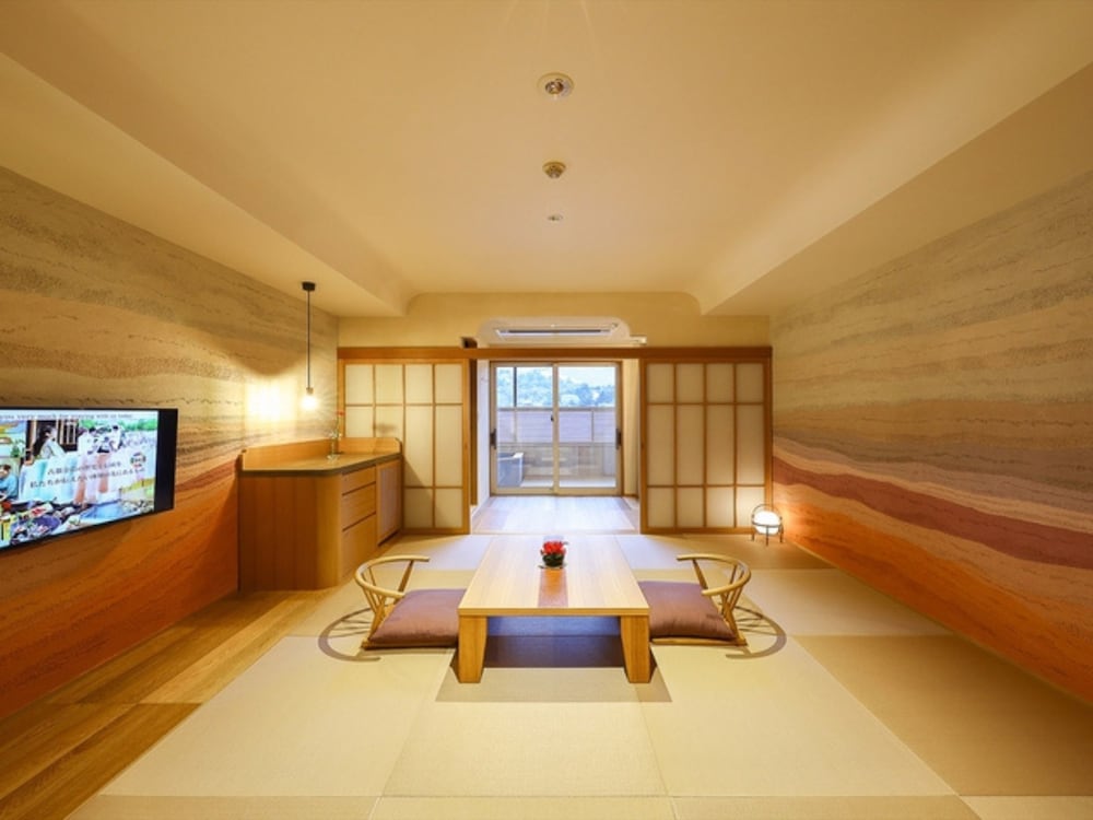 和室 （素泊まり）　チェックイン：7時まで 客室3 | ホテル ニューわかさ