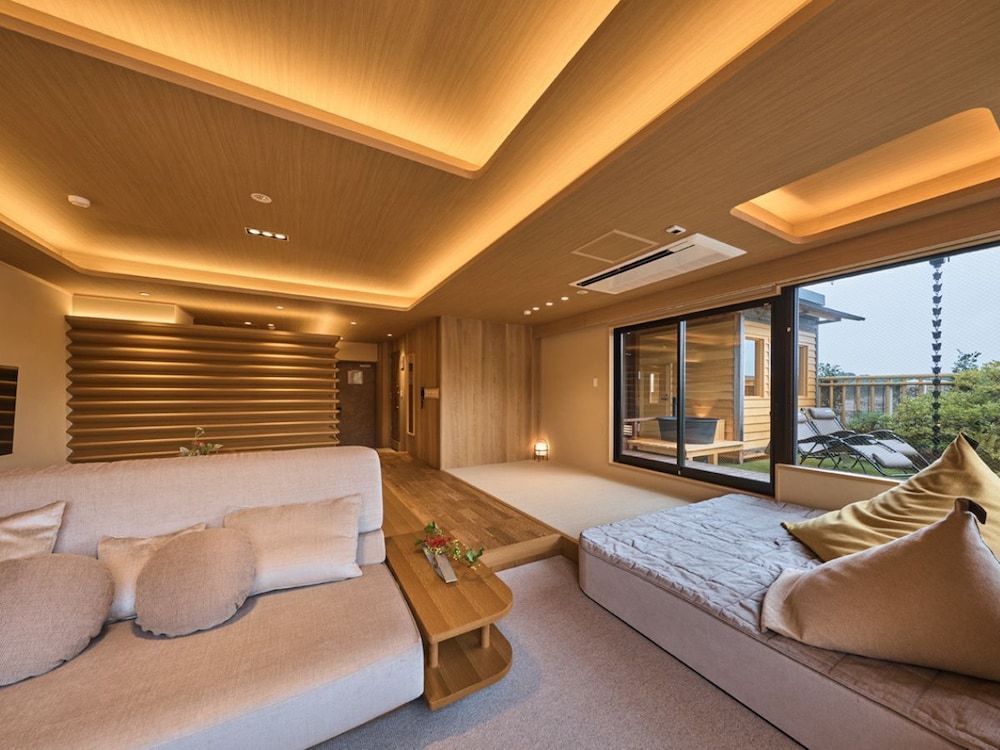 リニューアル 展望ヒノキ風呂付特別客室 客室内禁煙 客室2 | ホテル ニューわかさ