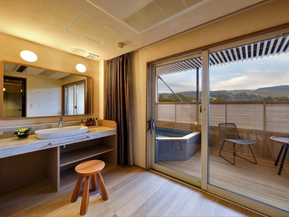 和室 （素泊まり）　チェックイン：7時まで バスルーム0 | ホテル ニューわかさ