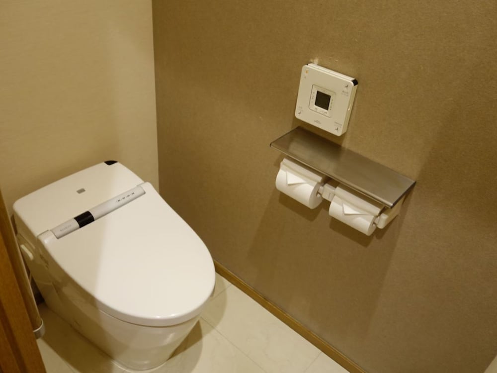 和室 （朝食付き）　チェックイン：7時まで バスルームの設備0 | ホテル ニューわかさ