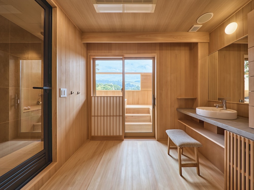 和室 （素泊まり）　チェックイン：7時まで 客室の設備とサービス2 | ホテル ニューわかさ