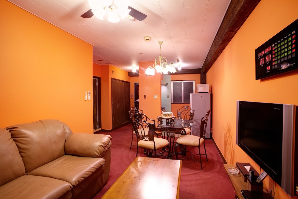 [コンド棟]ローヤルスイート 禁煙 客室2 | ローヤル ホテル