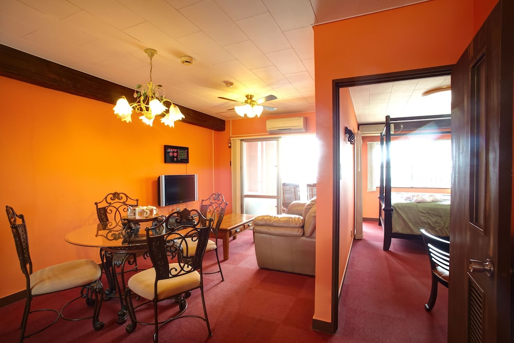 [コンド棟]ローヤルスイート 禁煙 客室1 | ローヤル ホテル