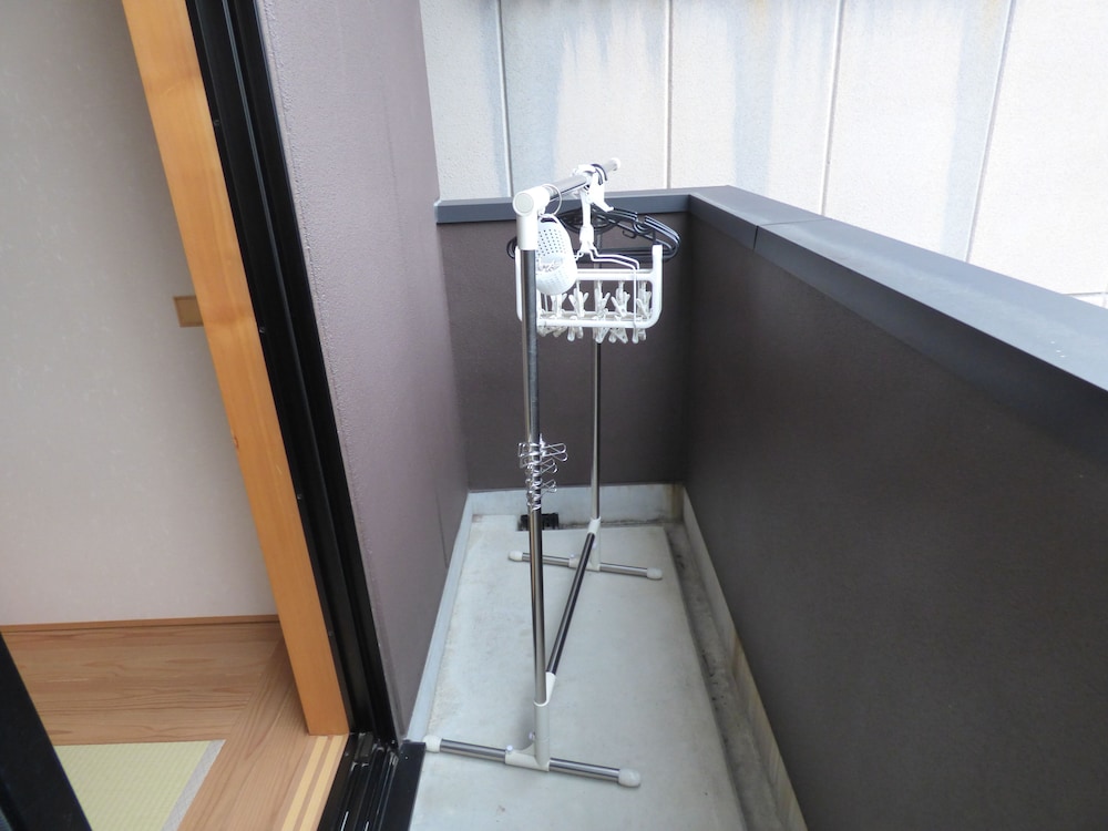 洋室ツインルーム 客室3 | ゲストハウス 百万遍 Cross