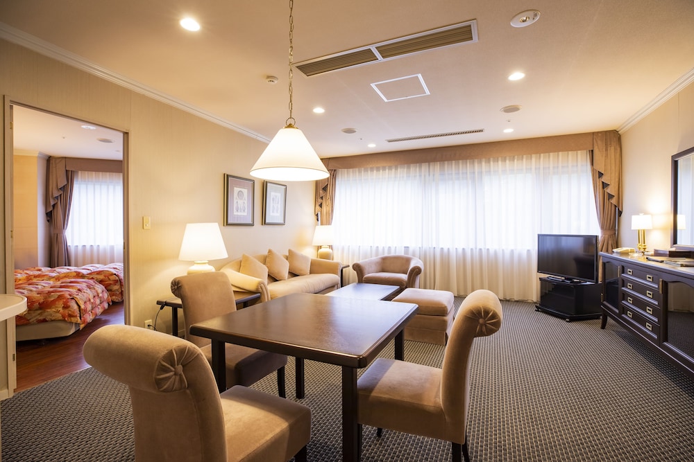 スイートツインルーム 禁煙 客室11 | 小樽朝里クラッセホテル