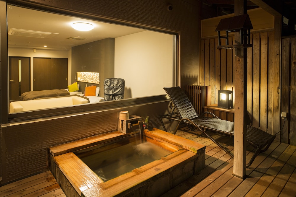 露天風呂付き洋室 禁煙 客室1 | 小樽朝里クラッセホテル