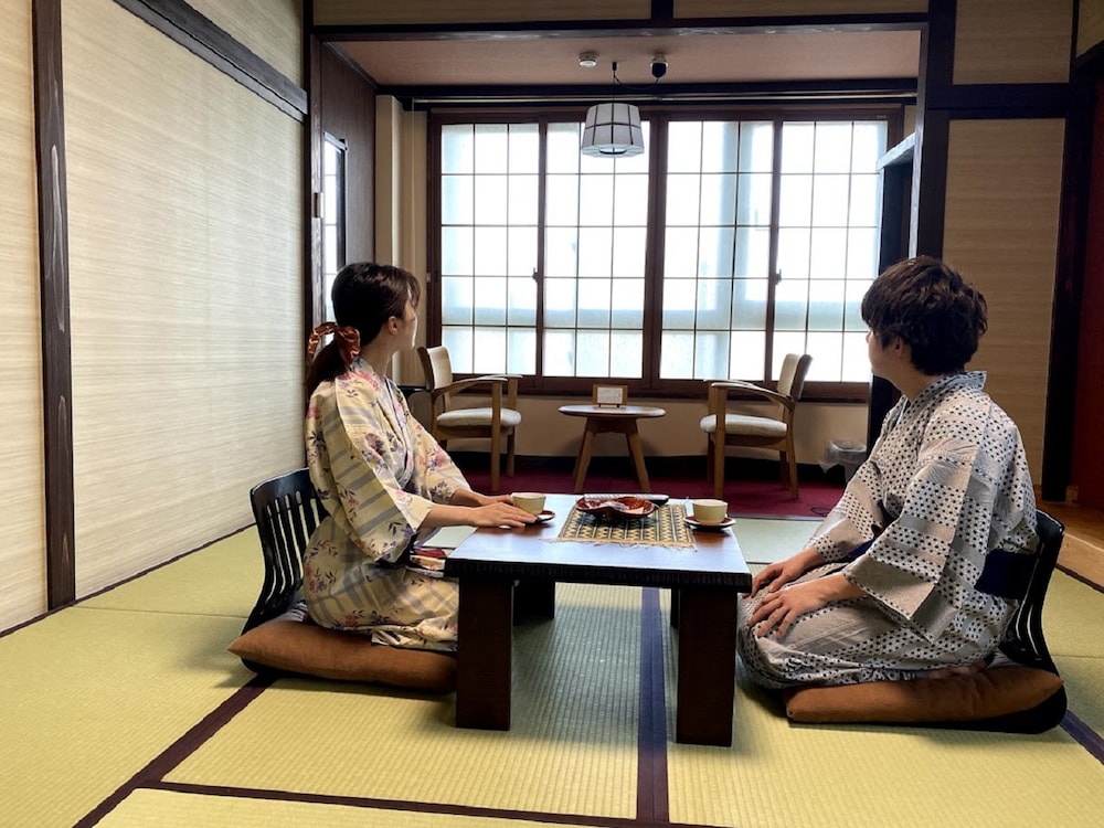 和室 30㎡ (バスルーム付き, 禁煙) (素泊まり) 客室5 | 旅館あすなろ